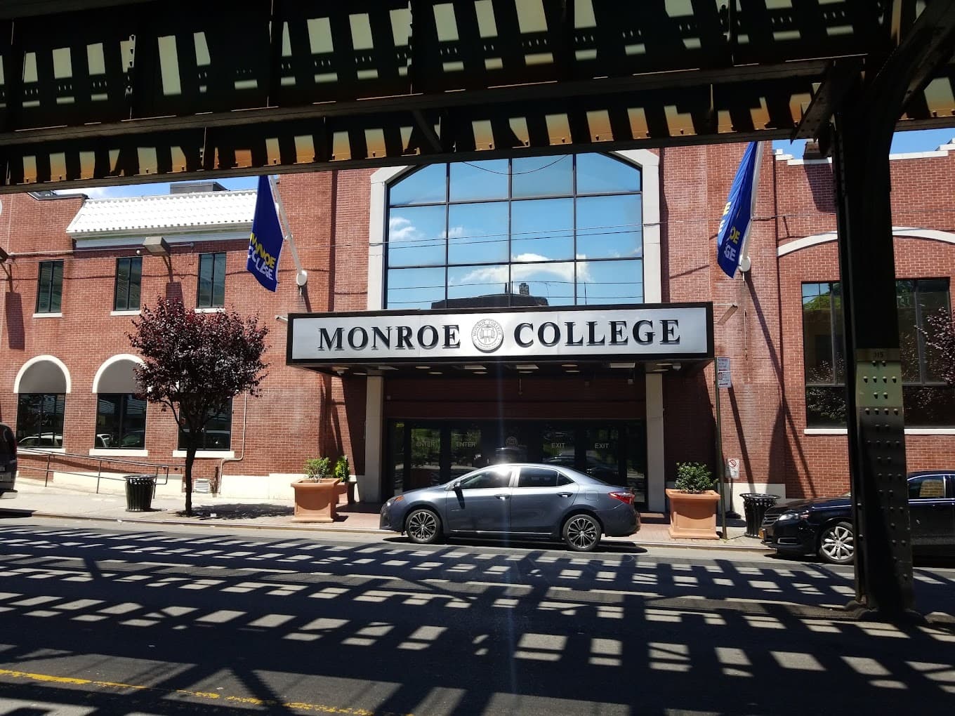Monroe University campus