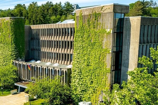 Mount Saint Vincent University campus