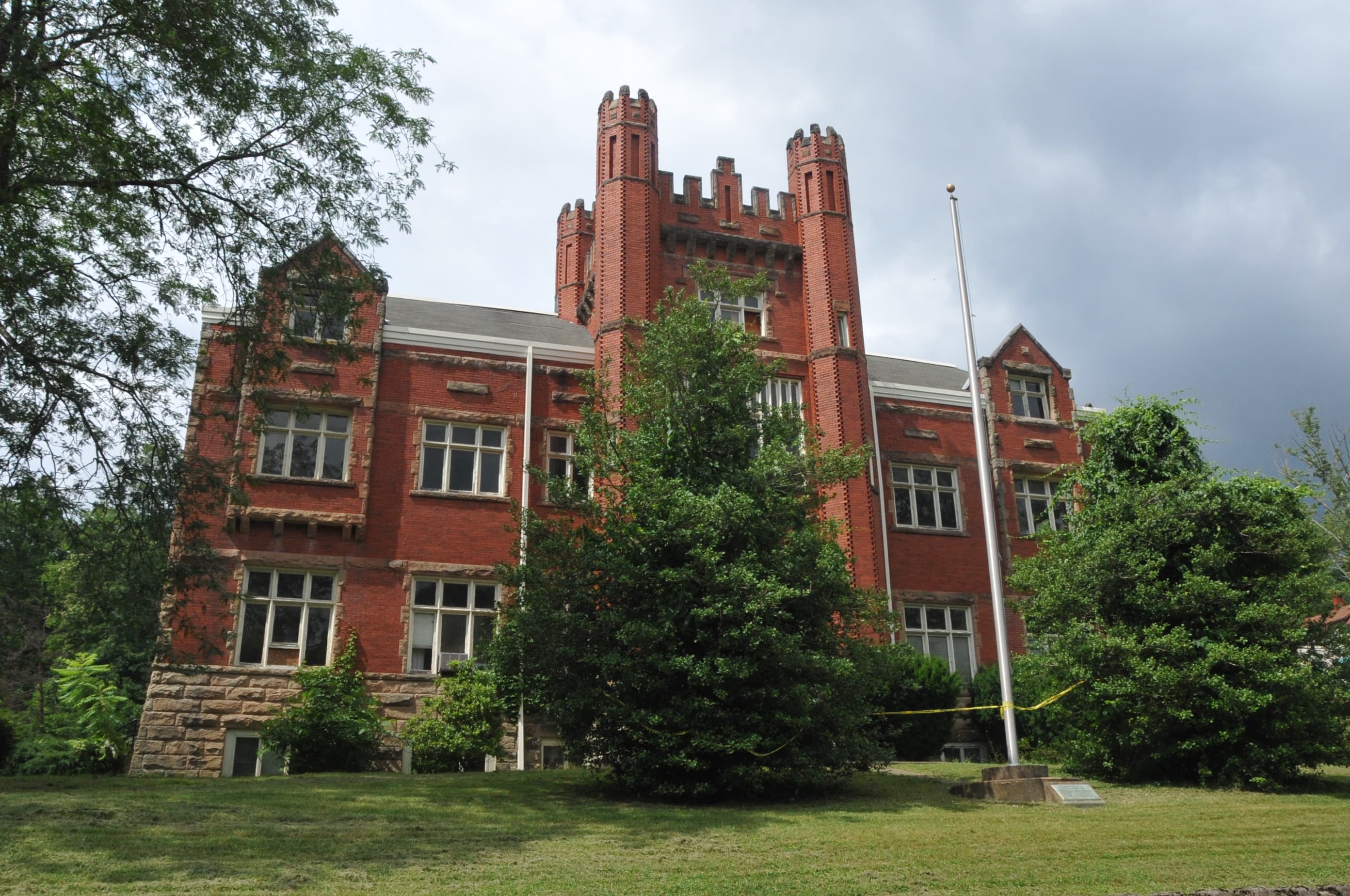 Salem University campus