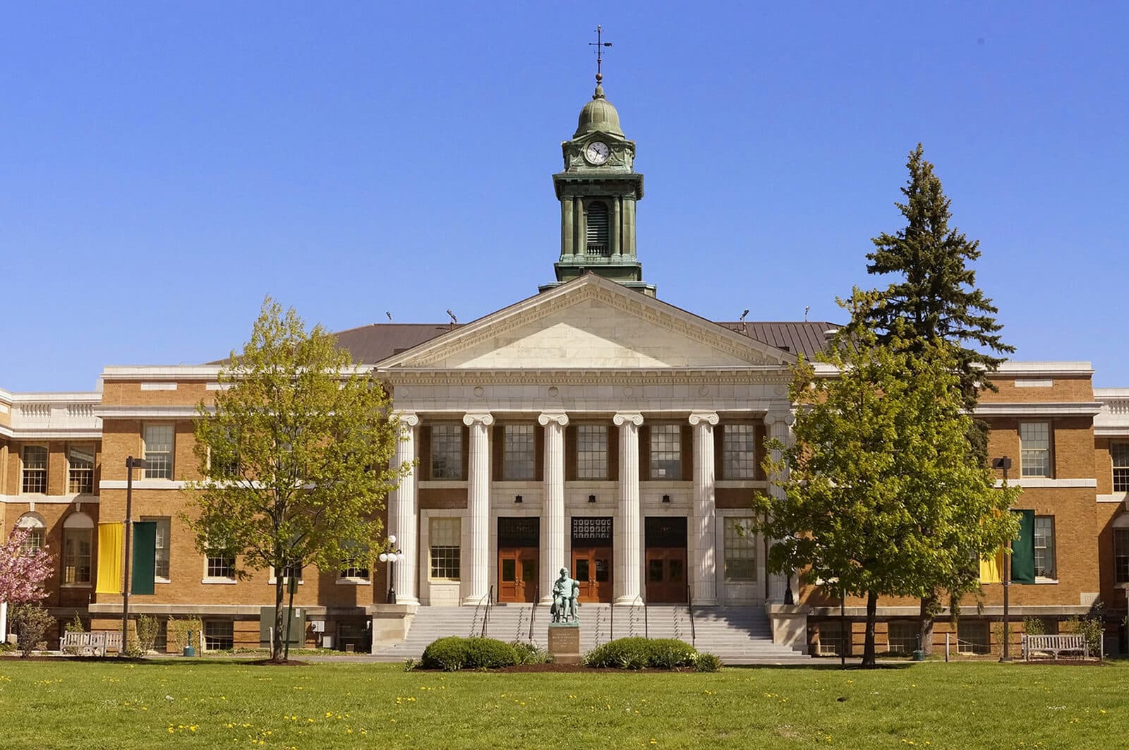SUNY Oswego campus
