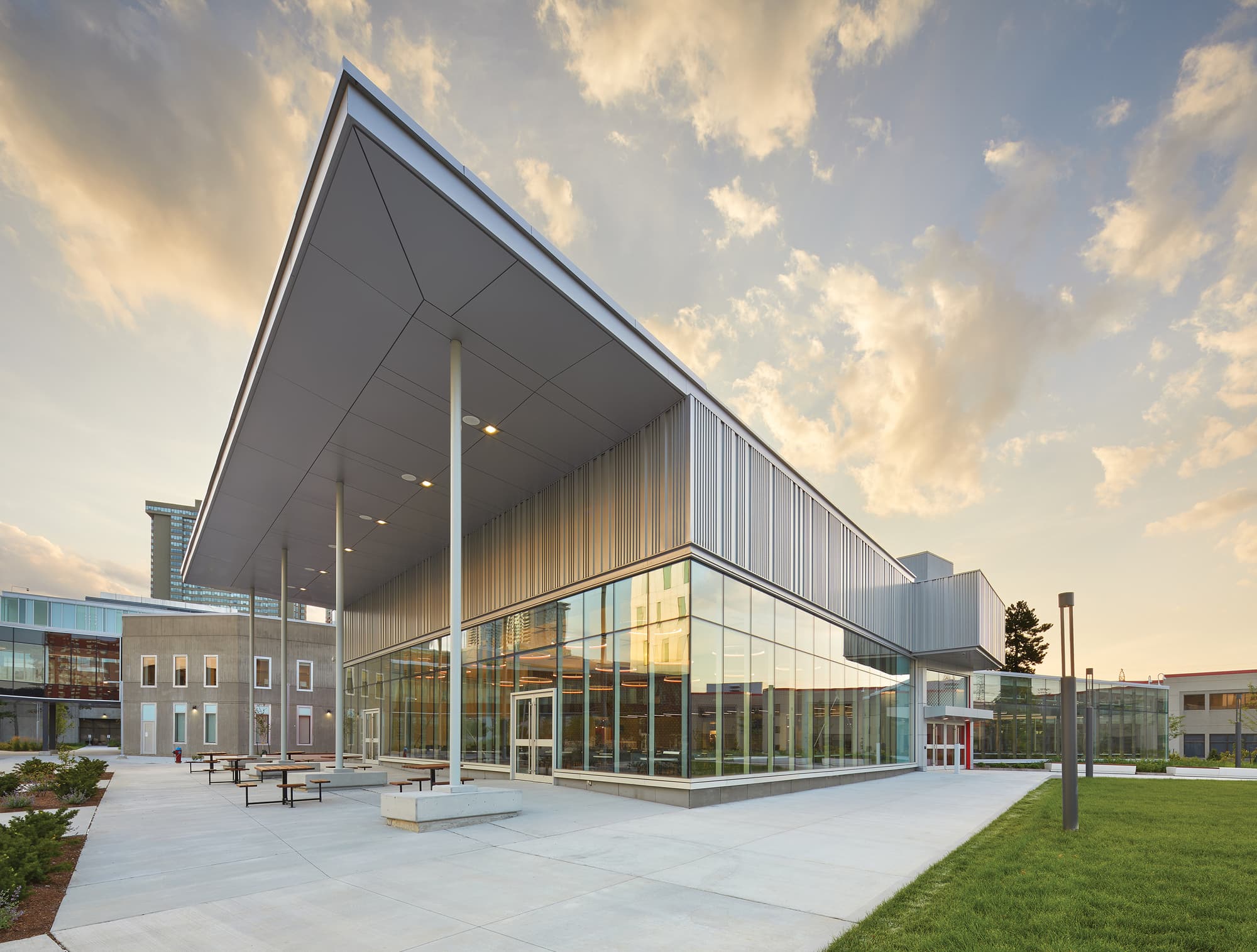 Seneca College (Newnham Campus) campus