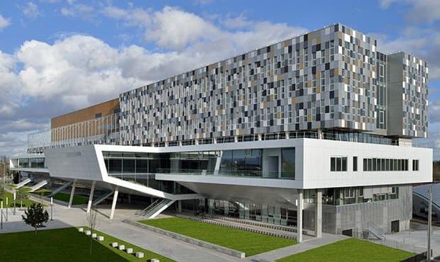 Kedge Business School campus